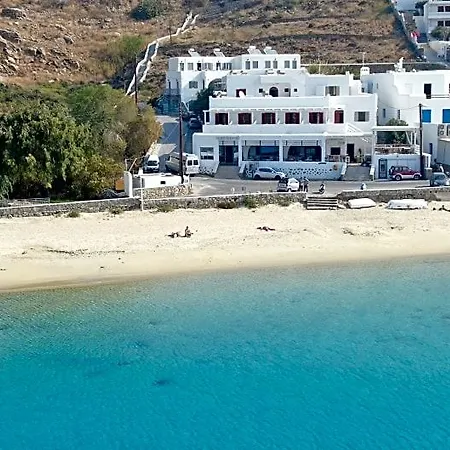 Artemis Hotel